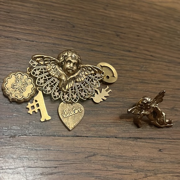 Angel Pin Collection - Picture 6 of 6
